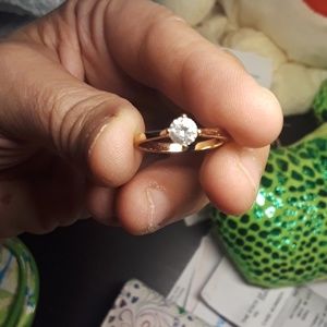 10 k gold diamond ring